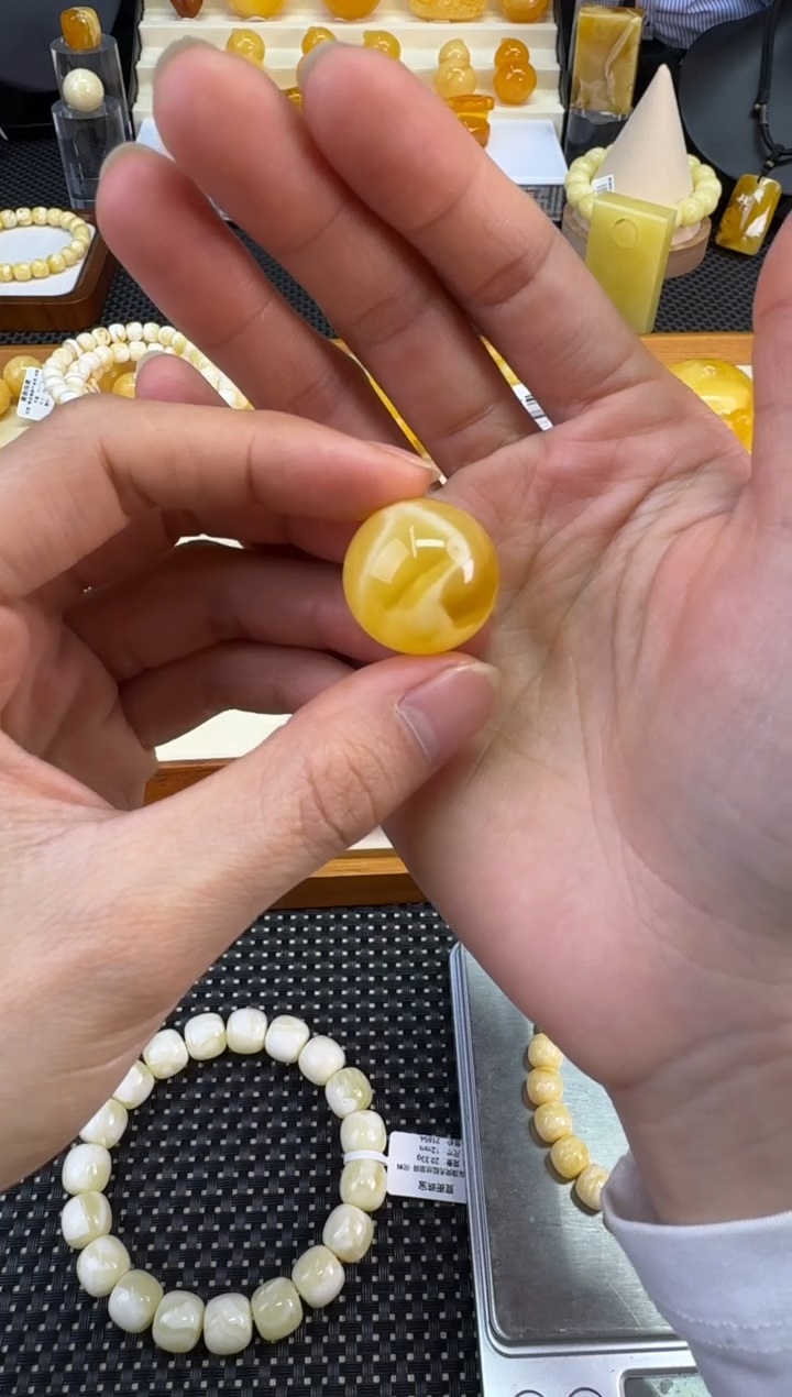 裸石琥珀未镶嵌 宝衡 焦皮   杨枝甘露 20.9mm