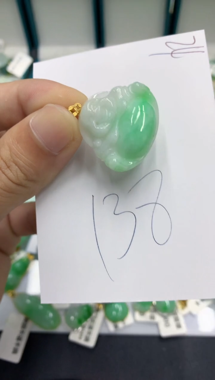 【闪购商品】翡翠颈饰18K金镶嵌翡翠