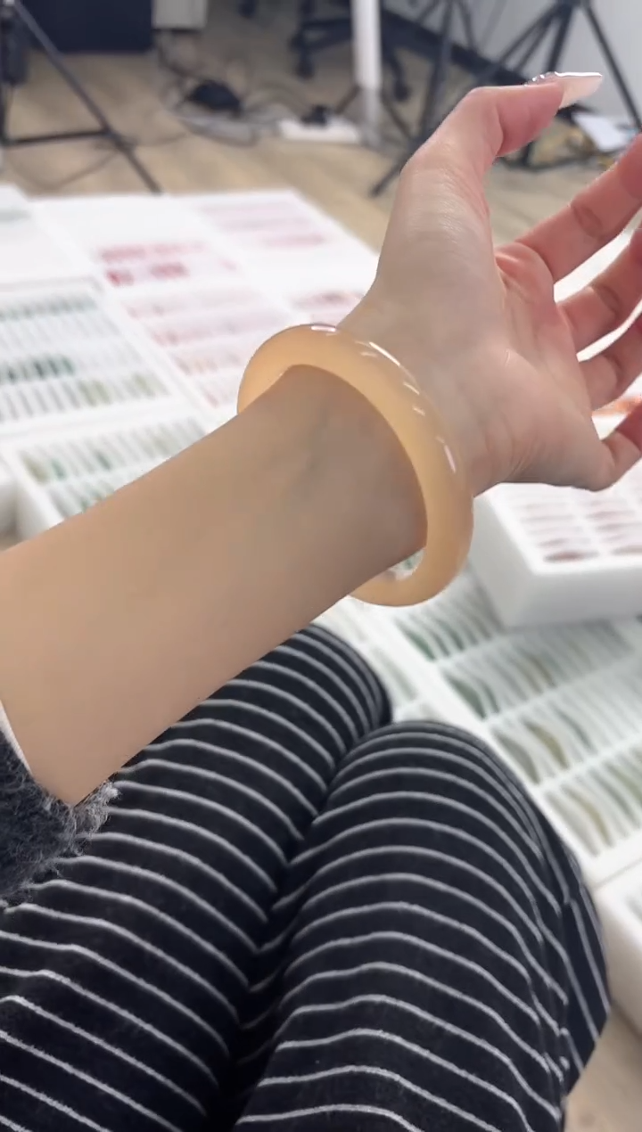 未镶嵌手镯石英质玉192-55JU