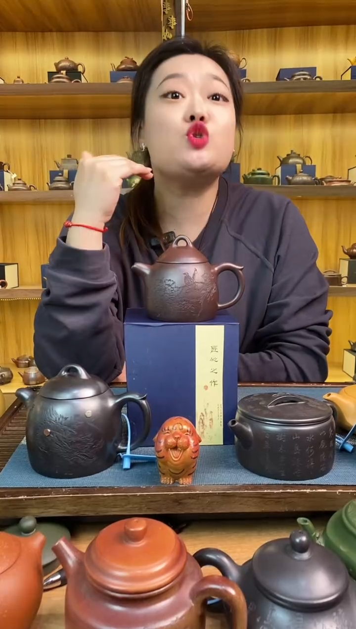 【闪购商品】紫砂茶壶宜兴原矿柴烧石红秦权紫砂壶【雪】