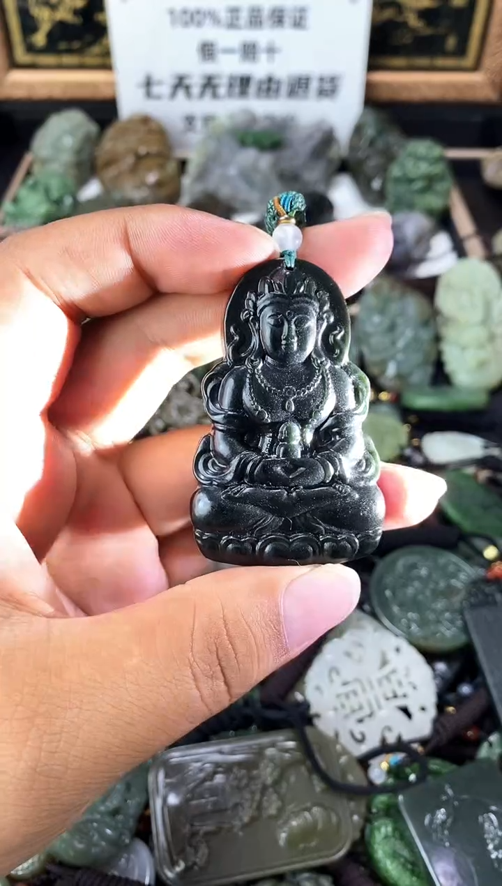 颈饰未镶嵌和田玉1