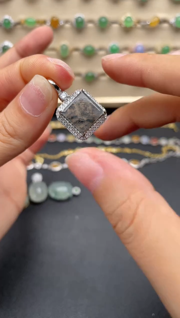 银S925镶嵌戒指翡翠一物一证一礼盒