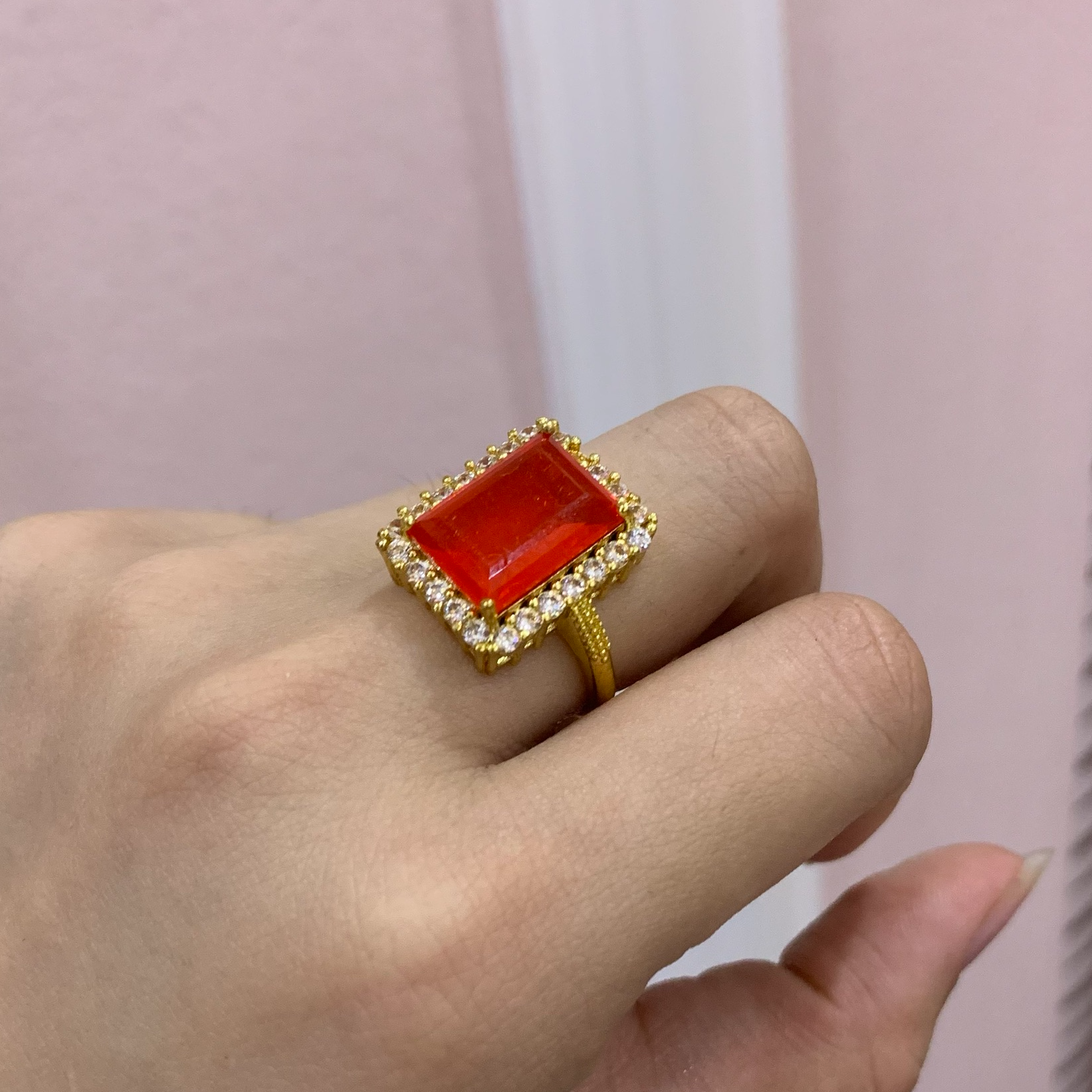 古藏臻美戒指突显气质贵气 23414