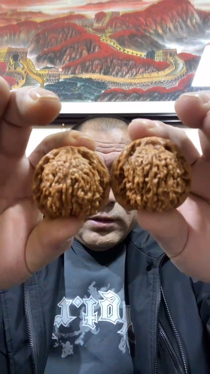 【闪购商品】文玩核桃把件微修凹底南疆41