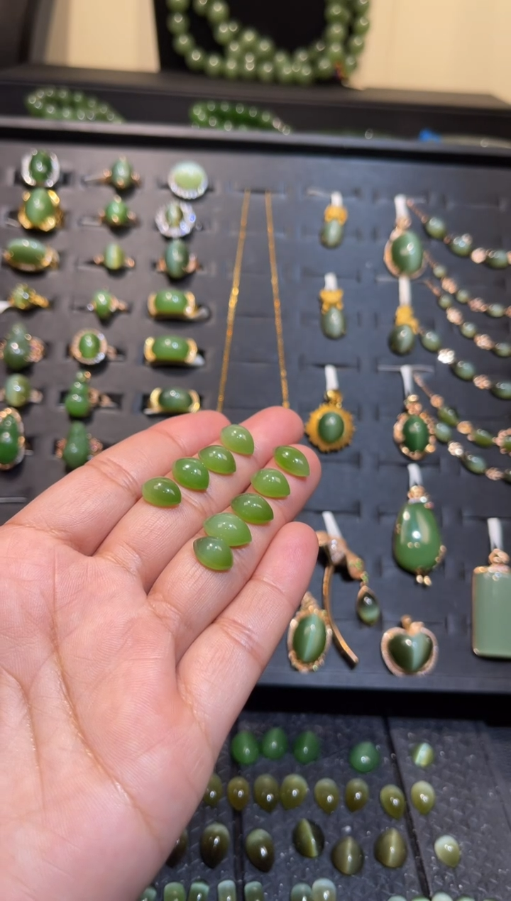 【闪购商品】和田玉碧玉猫眼裸石未镶嵌多样性发一