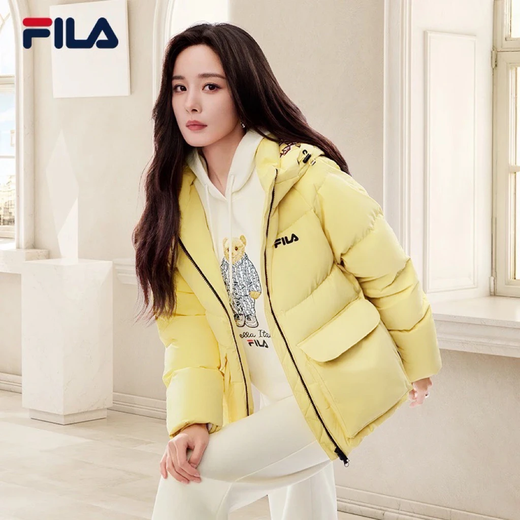 /斐乐女冬季【杨幂同款】保暖防钻绒短款运动羽绒服F11W448904F