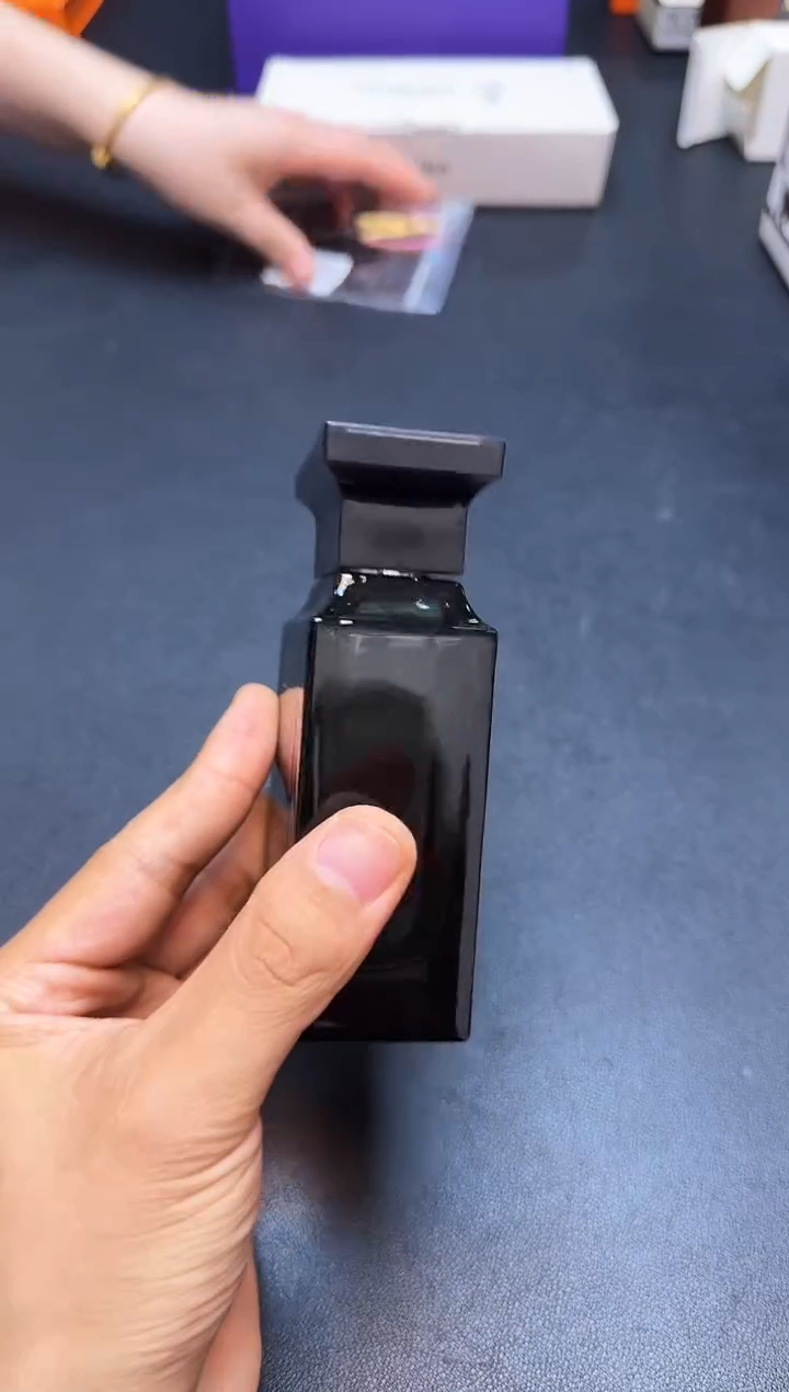 瓷片全新正品一件不留@@WE553