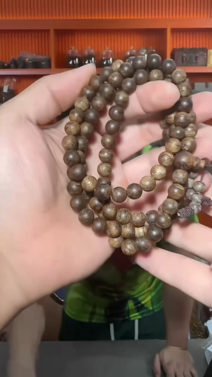 沉香手串210号单圈大叻0.9多样性发一