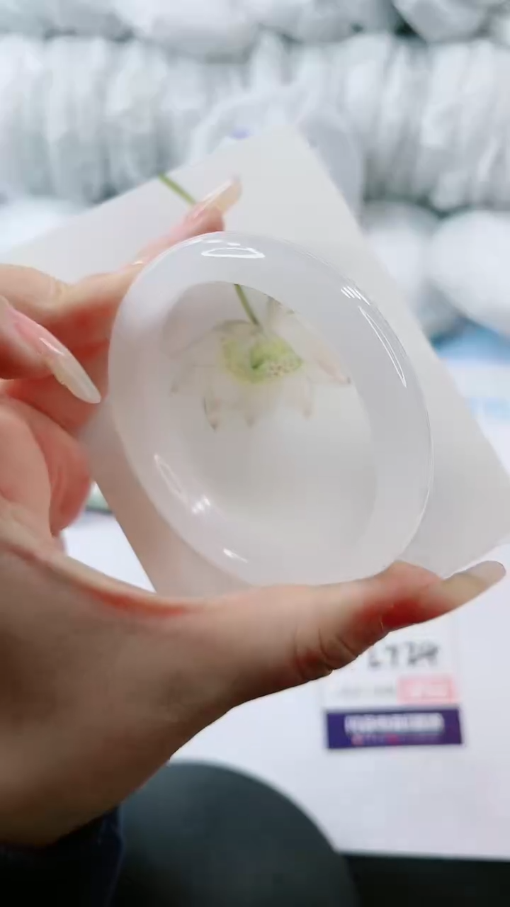 【闪购商品】石英质玉手镯未镶嵌多样性发货L724