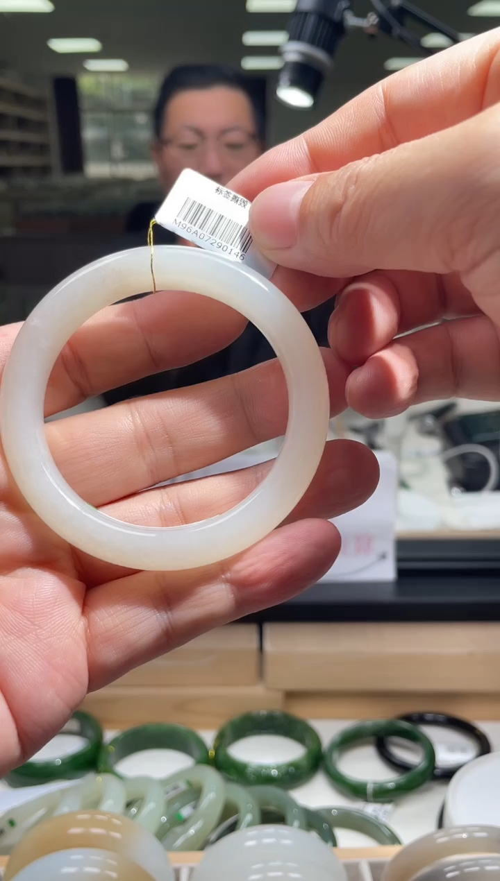 未镶嵌手镯和田玉54-55圈口 0146