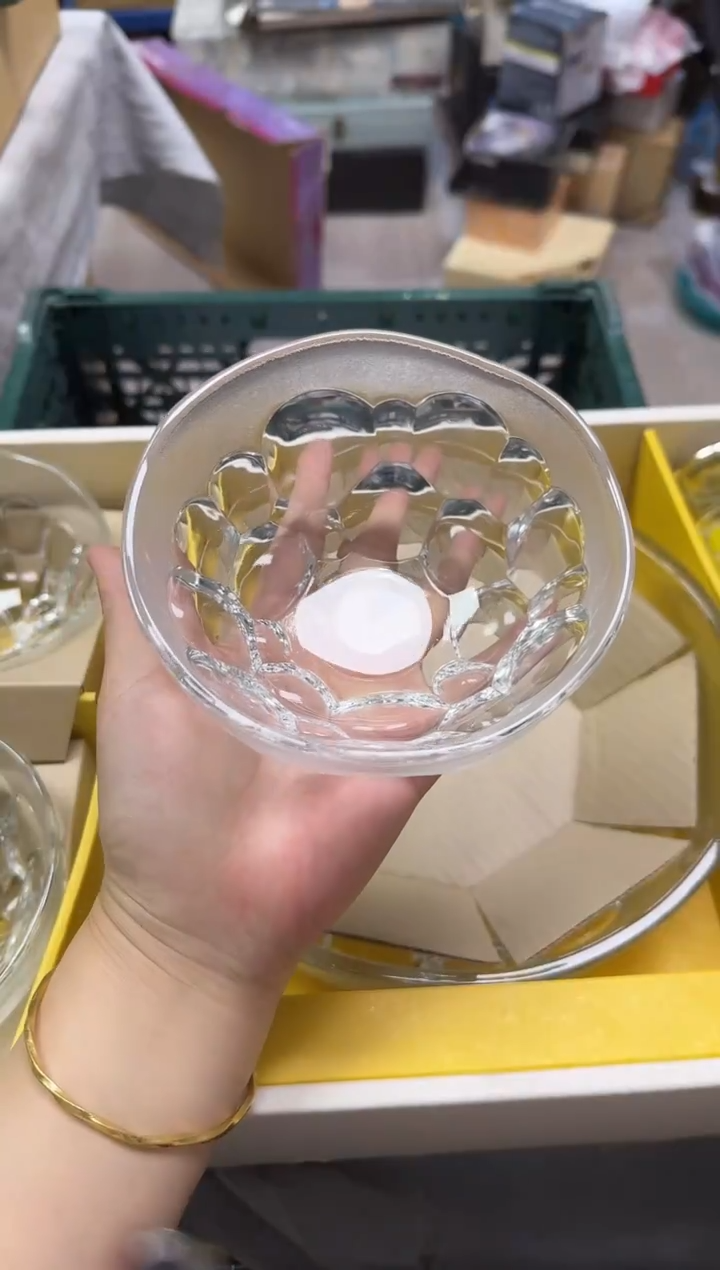 手工艺品玻璃大****姐823