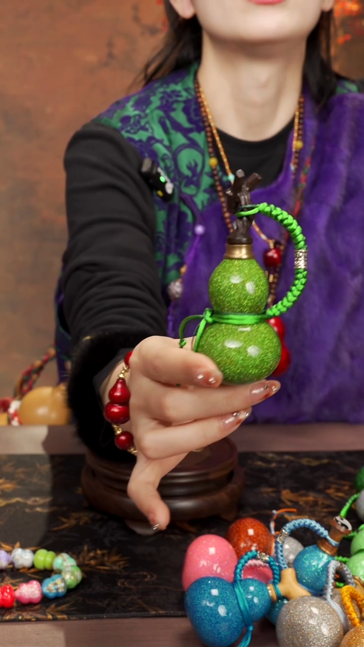 596 --大漆开口小葫芦----118