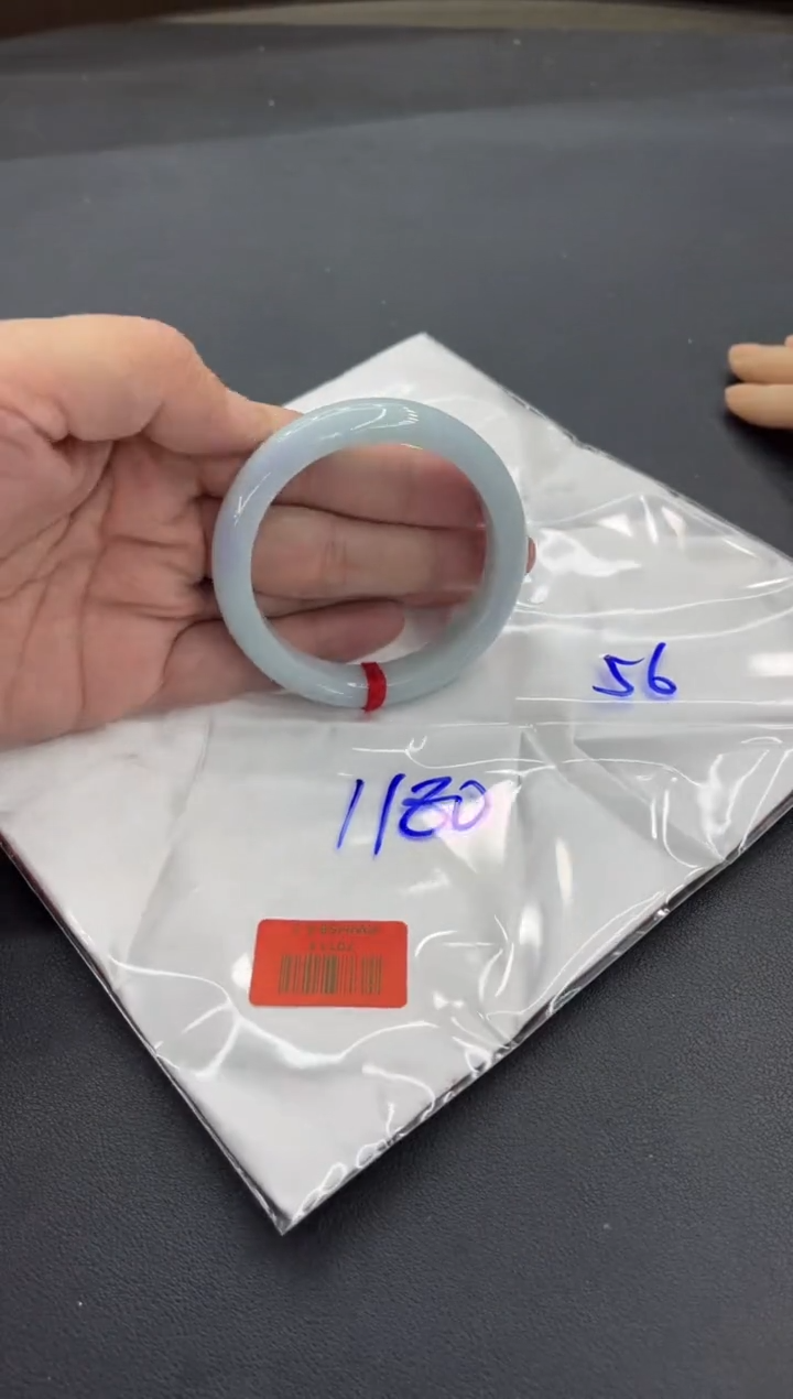 未镶嵌手镯翡翠翡翠手镯