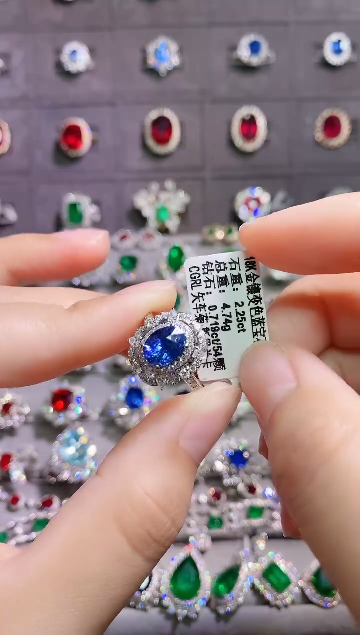 【闪购商品】蓝宝石18K金戒指18K金镶嵌1