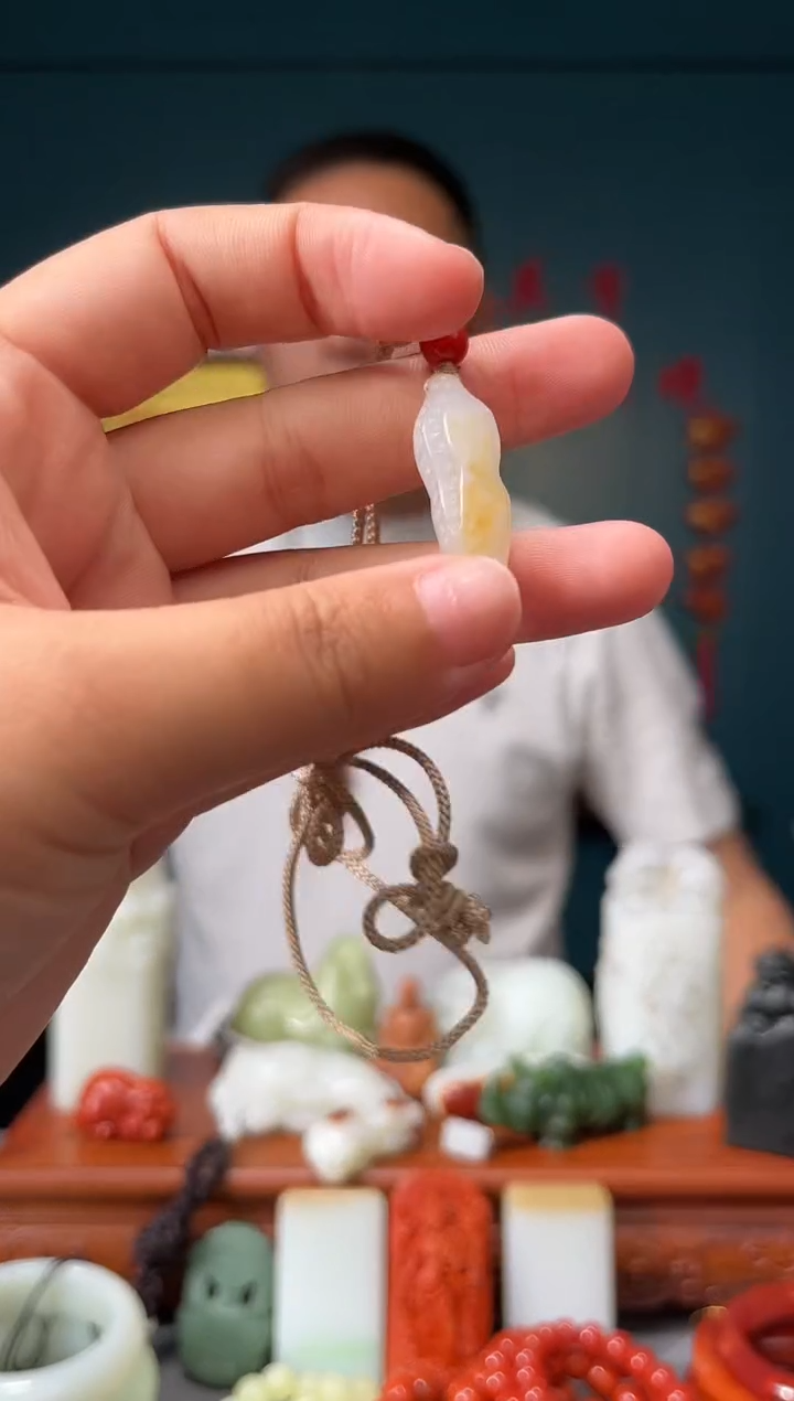 【闪购商品】和田玉颈饰未镶嵌吊坠