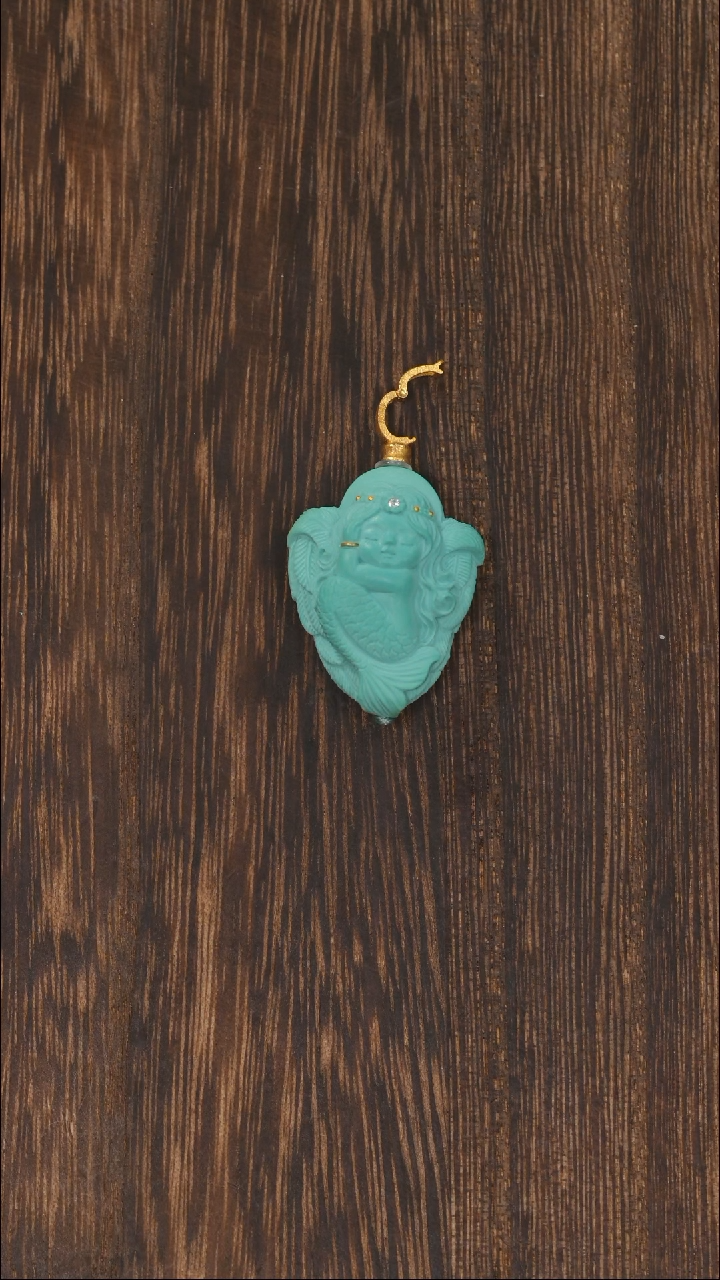 【闪购商品】绿松石挂饰18K金镶嵌1