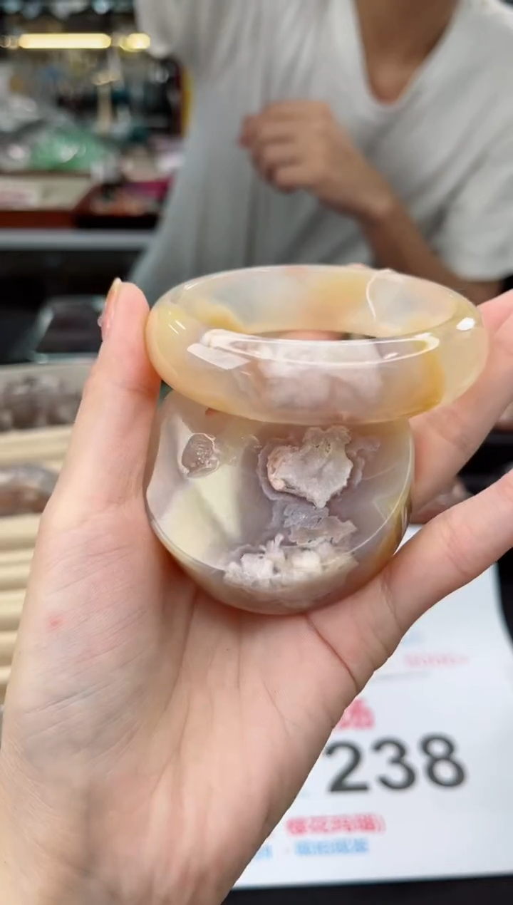 【闪购商品】石英质玉手镯未镶嵌61圈口（赠品镯心）3449025