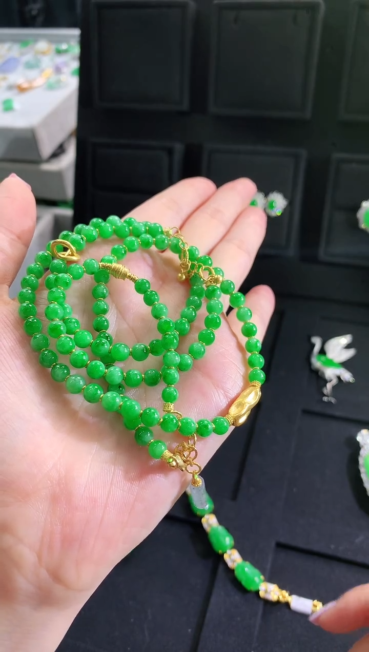 【闪购商品】翡翠颈饰18K金镶嵌珠串