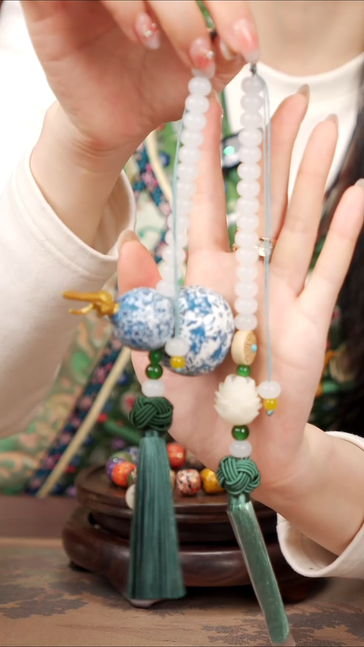 【闪购商品】29易林漂漆车挂手捻葫芦----168