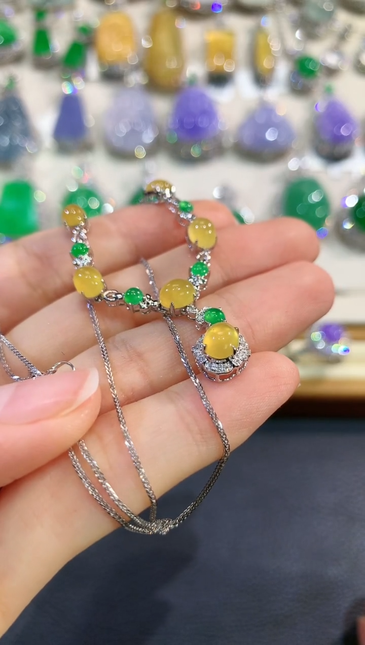 【闪购商品】翡翠套链18K金镶嵌w18