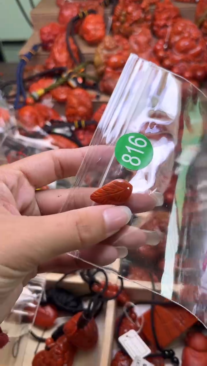 【闪购商品】南红玛瑙珠宝奇石未镶嵌816