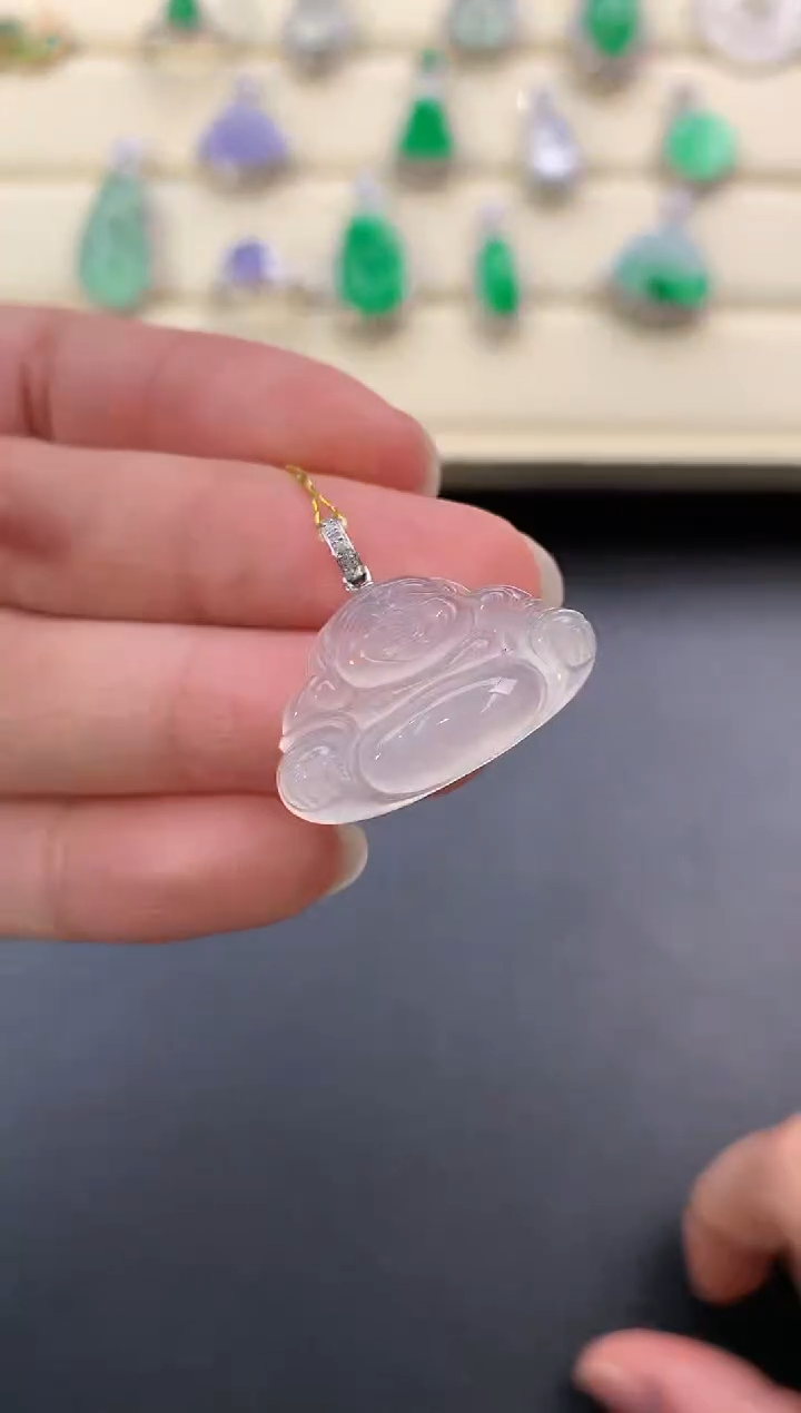 【闪购商品】翡翠颈饰18K金镶嵌W656