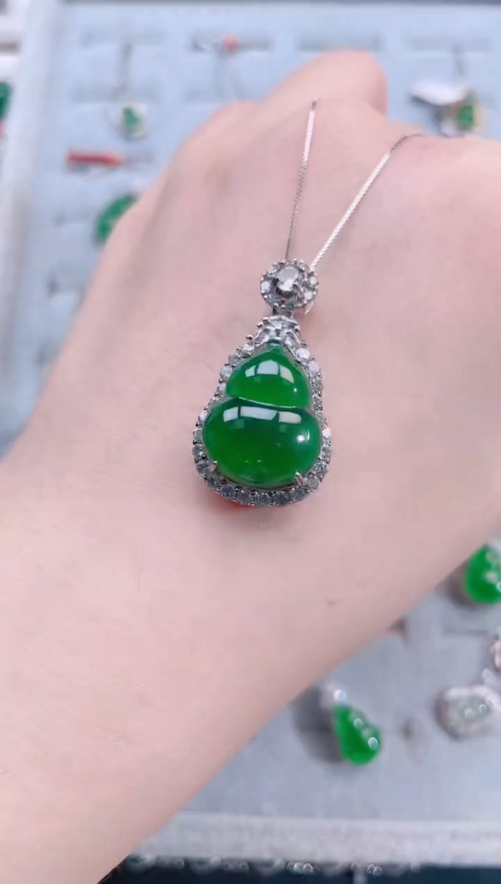 颈饰银S925镶嵌翡翠天然翡翠