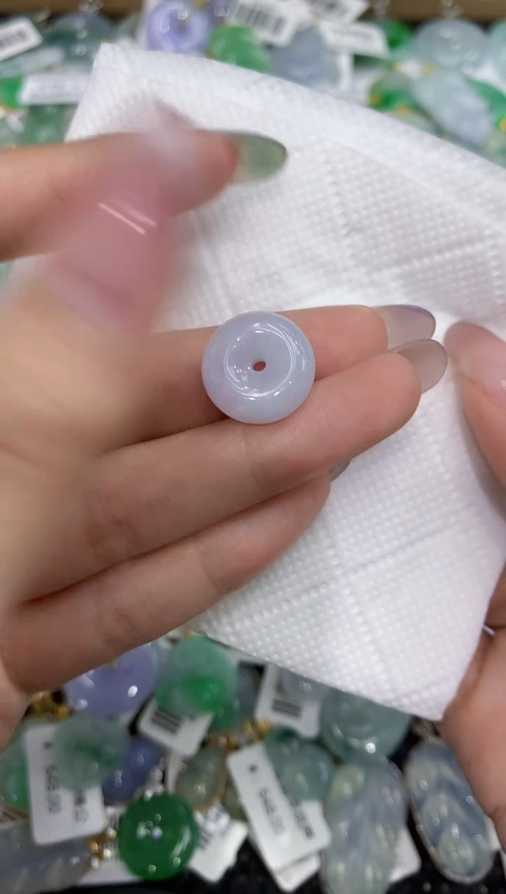 翡翠未镶嵌颈饰111111111111