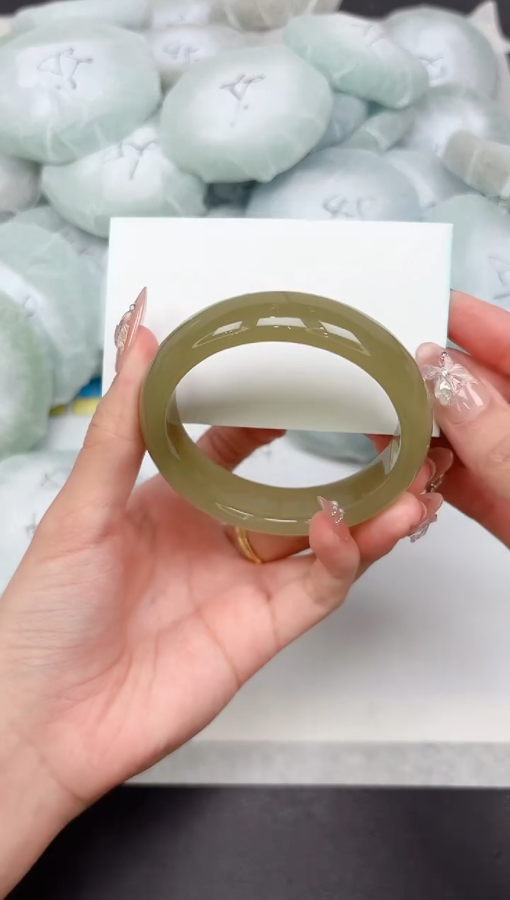 石英质玉手镯未镶嵌161-56.5