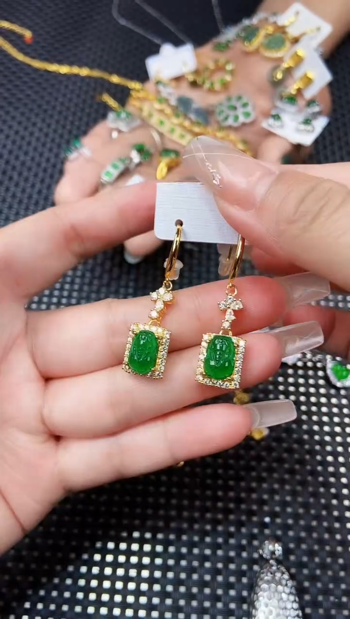 【闪购商品】翡翠未镶嵌耳饰111111111