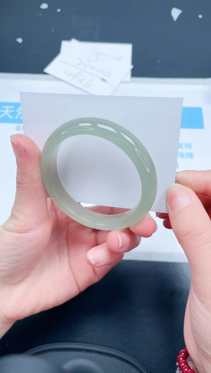 【闪购商品】石英质玉手镯未镶嵌255-58.6