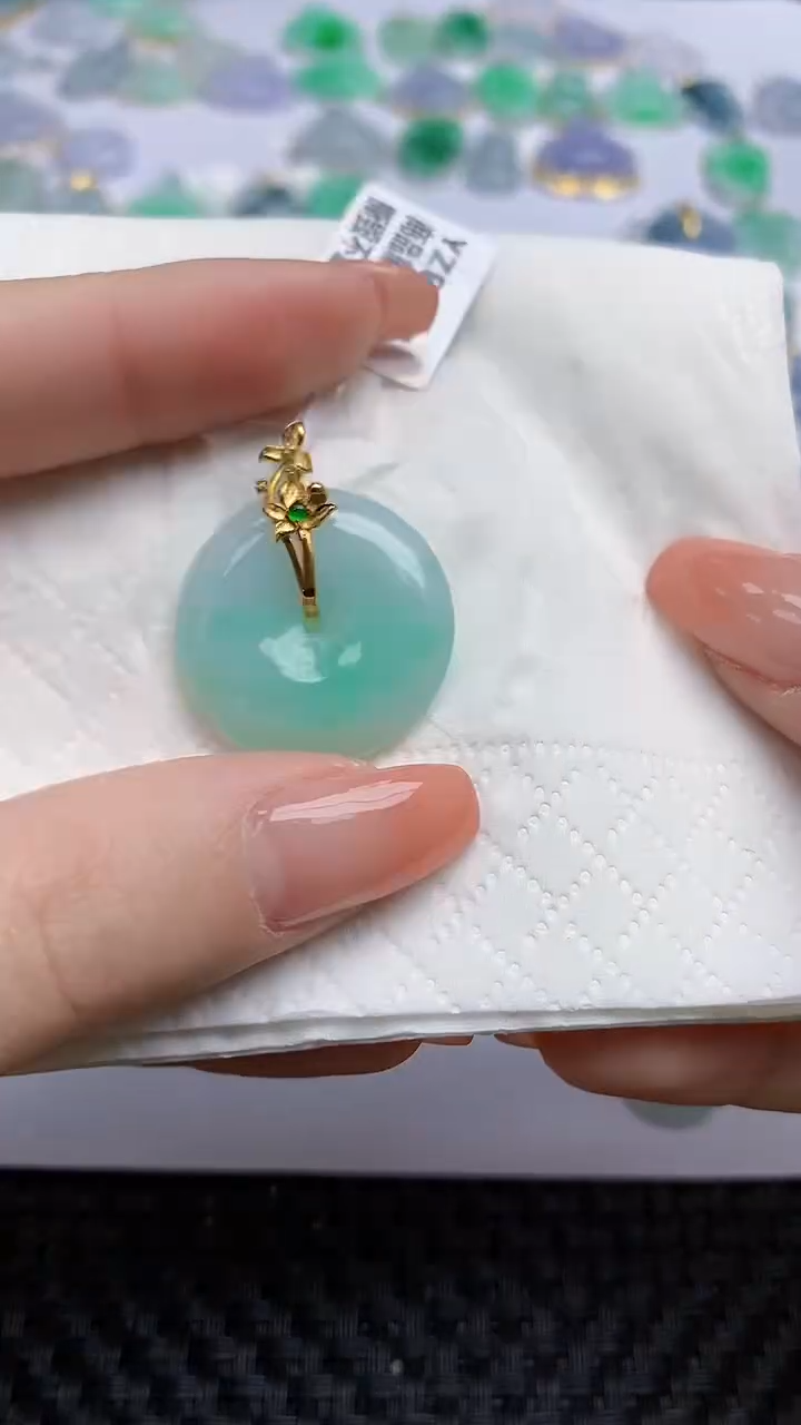 【闪购商品】翡翠颈饰18K金镶嵌天然翡翠A货