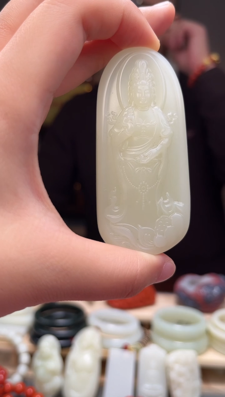 颈饰未镶嵌和田玉何**州吊坠