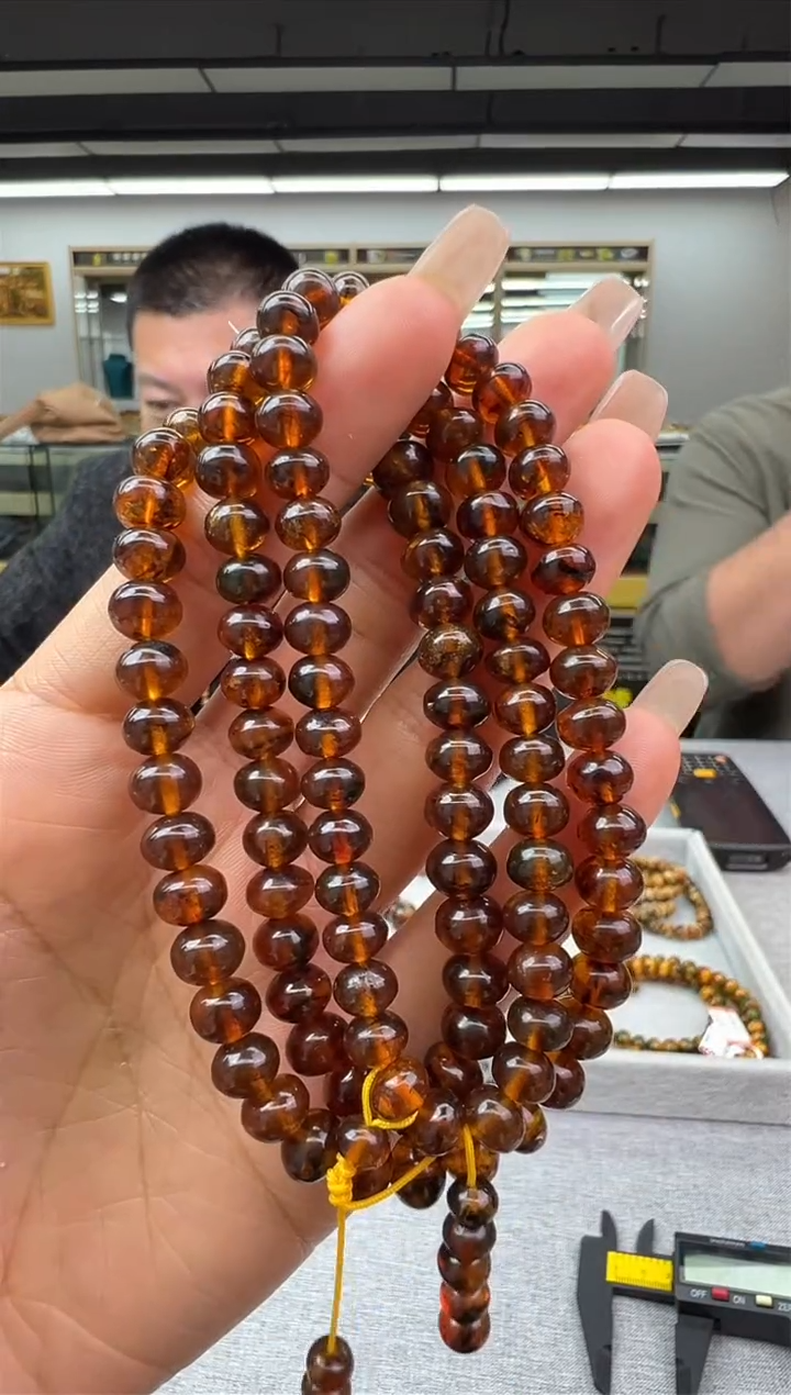 【闪购商品】琥珀颈饰未镶嵌104秒拍号