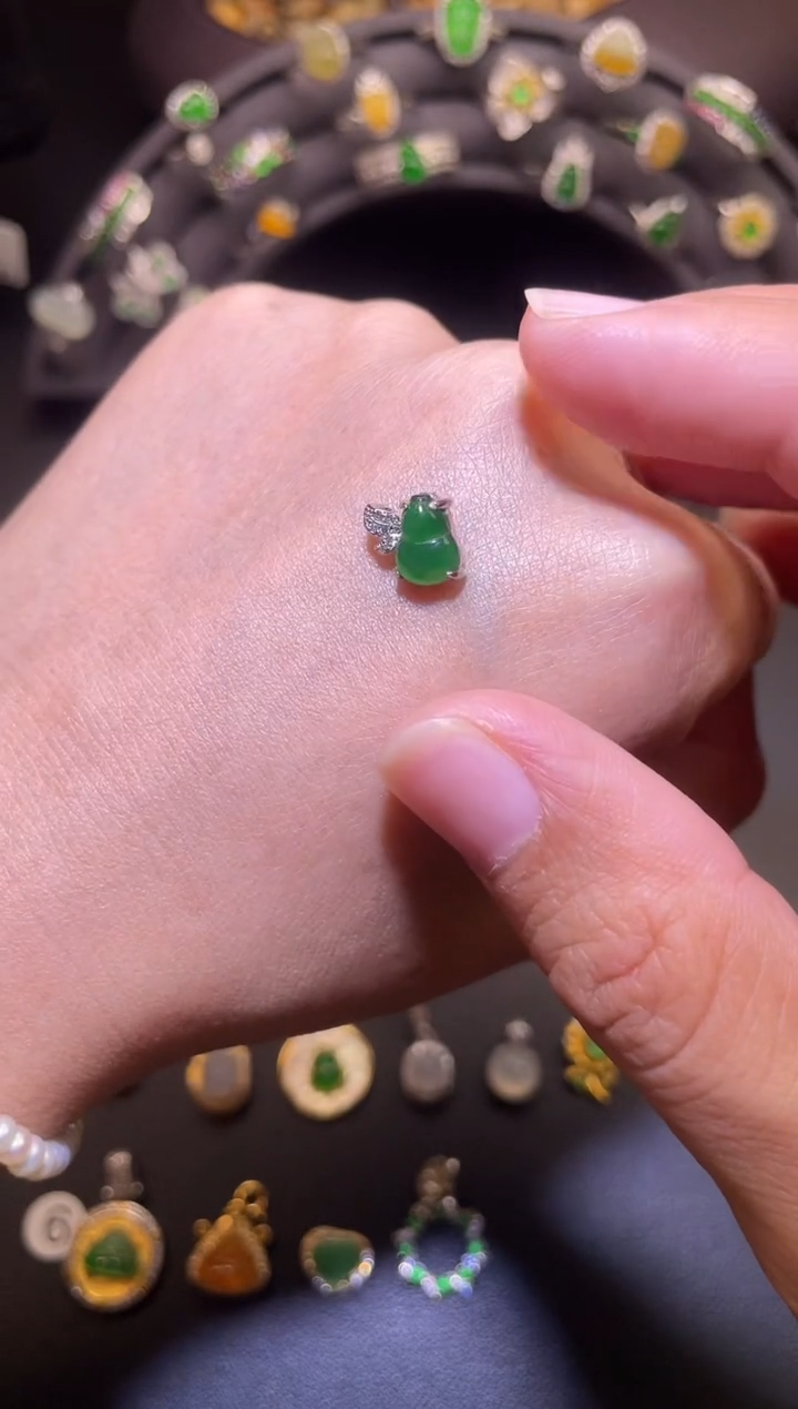 吊坠(不含链)银S925镶嵌翡翠1