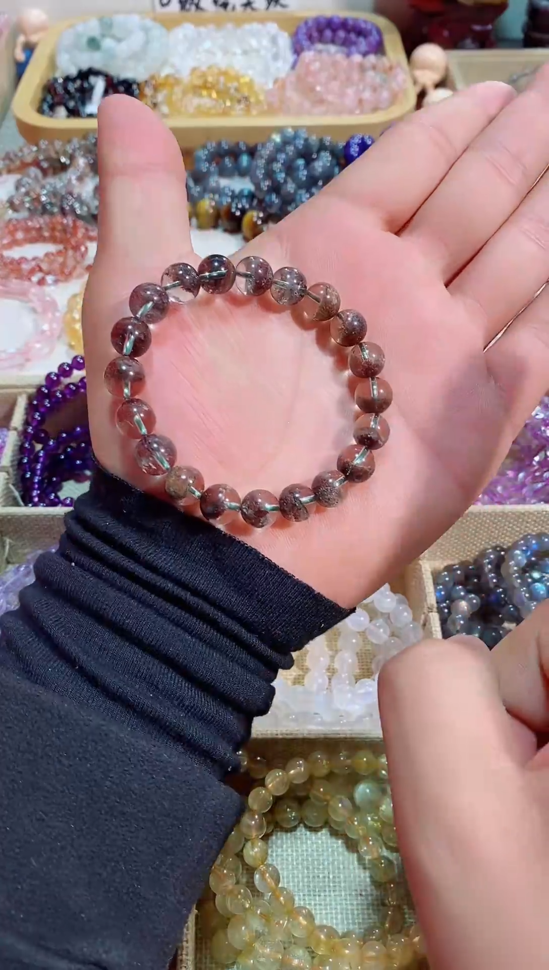 【闪购商品】水晶手链未镶嵌红幽灵9M+ (多样性发其一）