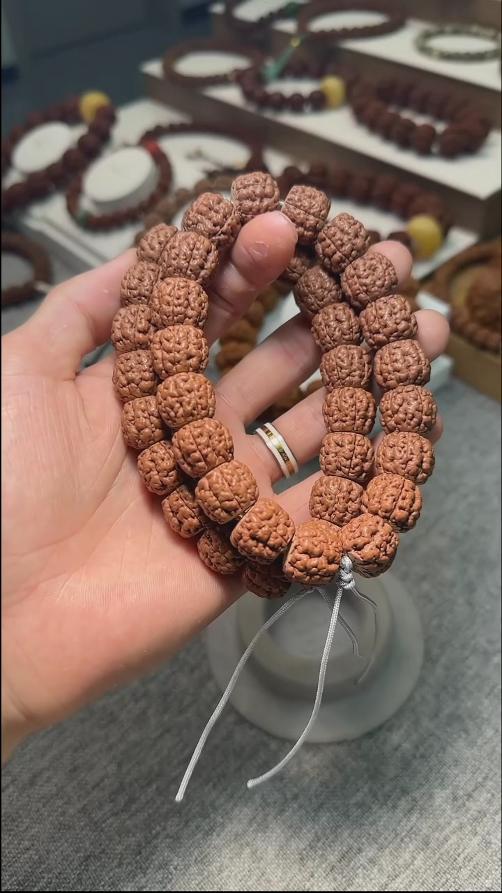 【闪购商品】金刚菩提吊坠16尺寸五瓣龙切碧根果