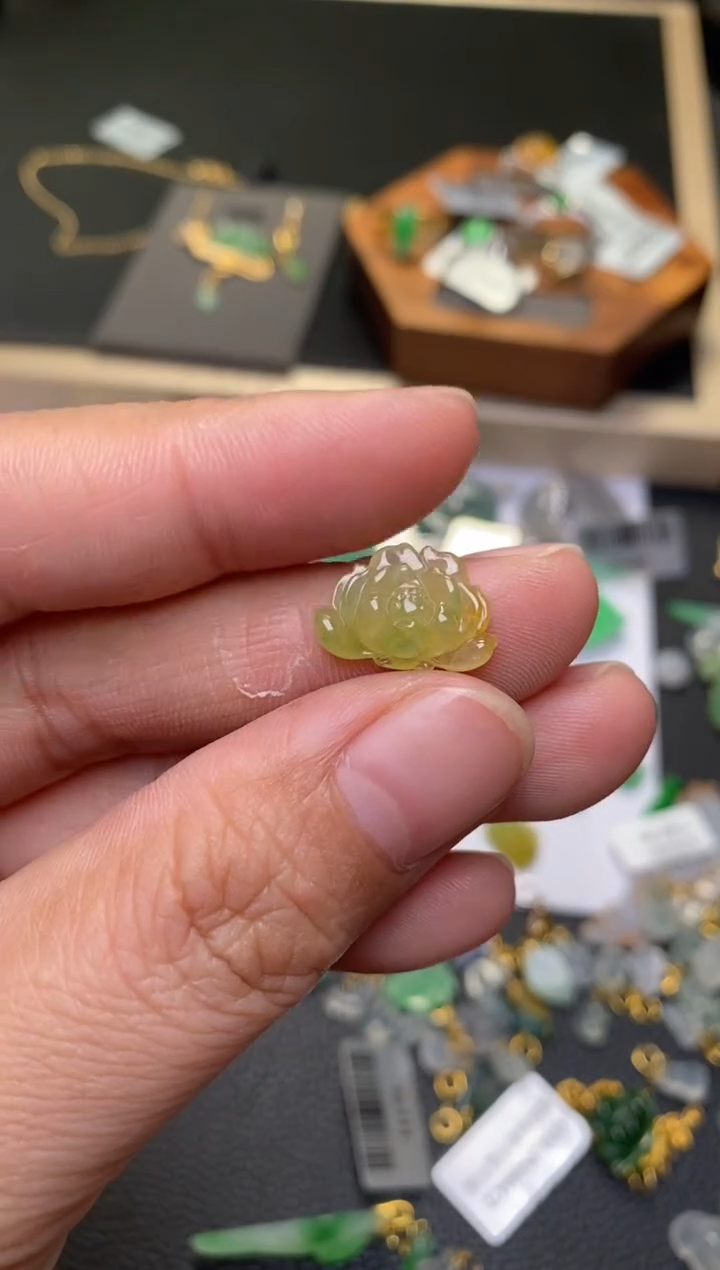 颈饰未镶嵌翡翠暗**袖净货38520