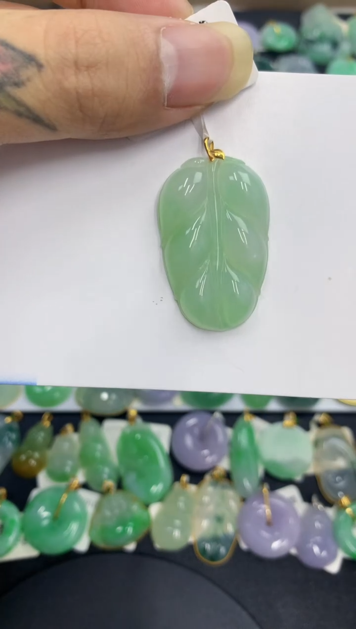 翡翠未镶嵌颈饰缅甸翡翠a货