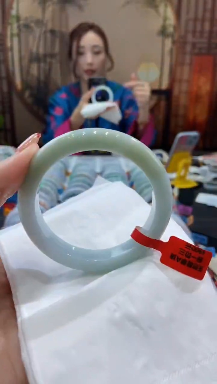 【闪购商品】翡翠手镯未镶嵌00008792