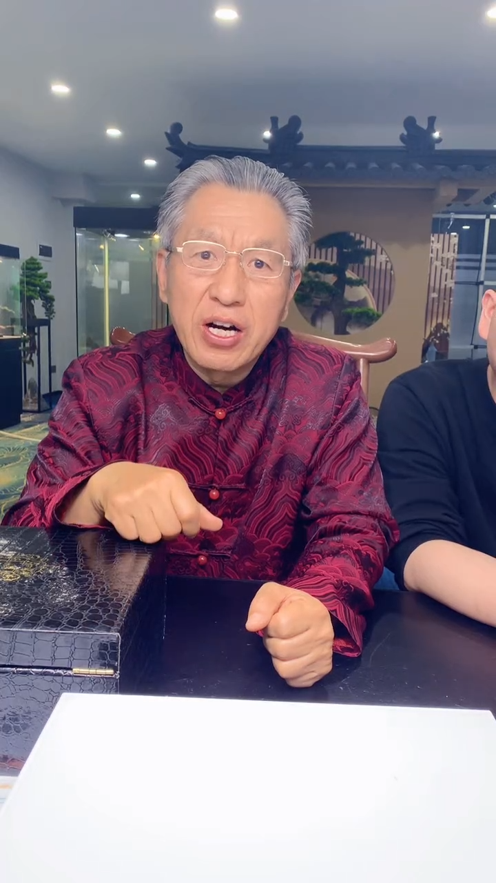 【闪购商品】定制翡翠未镶嵌1019ry-毛货挂件37
