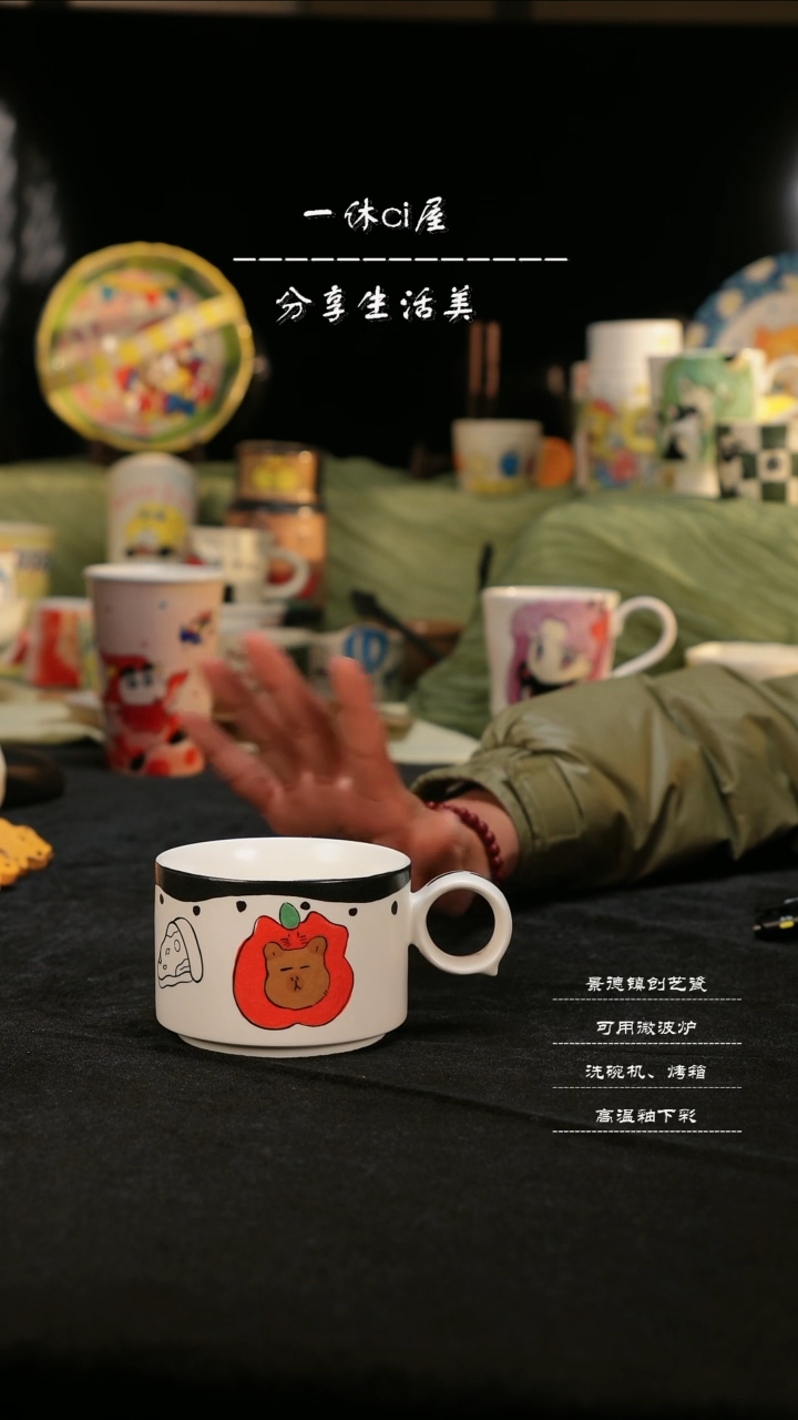 【闪购商品】摆件亲工手绘陶瓷-卡比巴拉