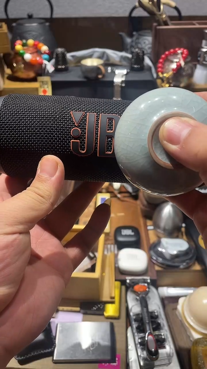 瓷片闪购商品 如图所示