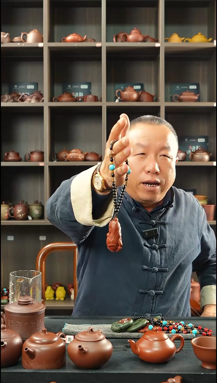 茶壶紫砂牖见斋 乡宁紫砂 白菜手把件