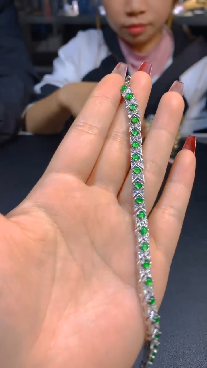 【闪购商品】翡翠手链未镶嵌0414263515多样性发一