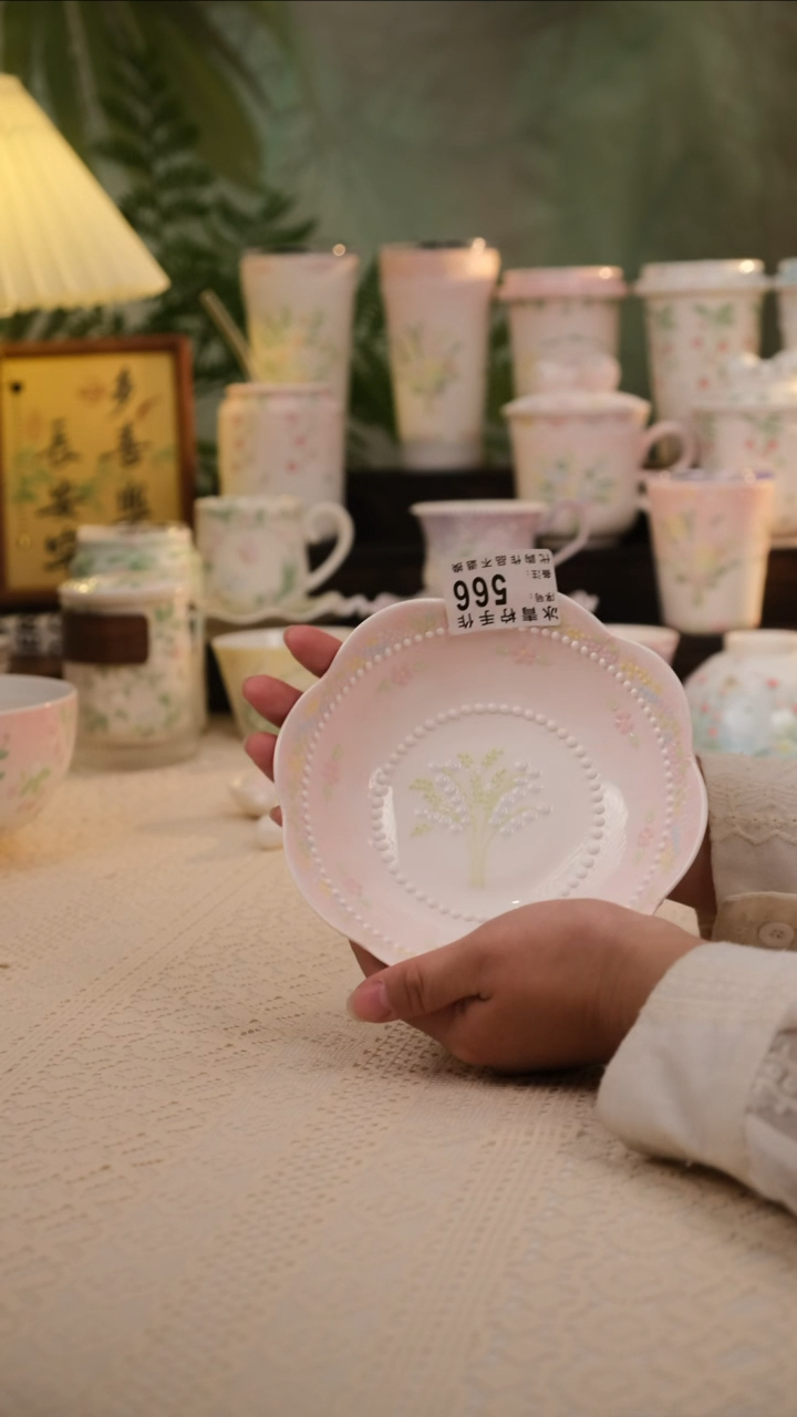 【闪购商品】景德镇手工手绘陶瓷