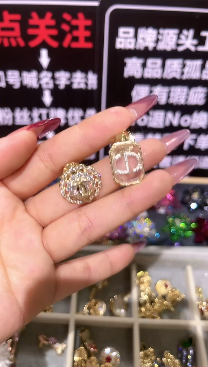 大理石铁合金精品饰界