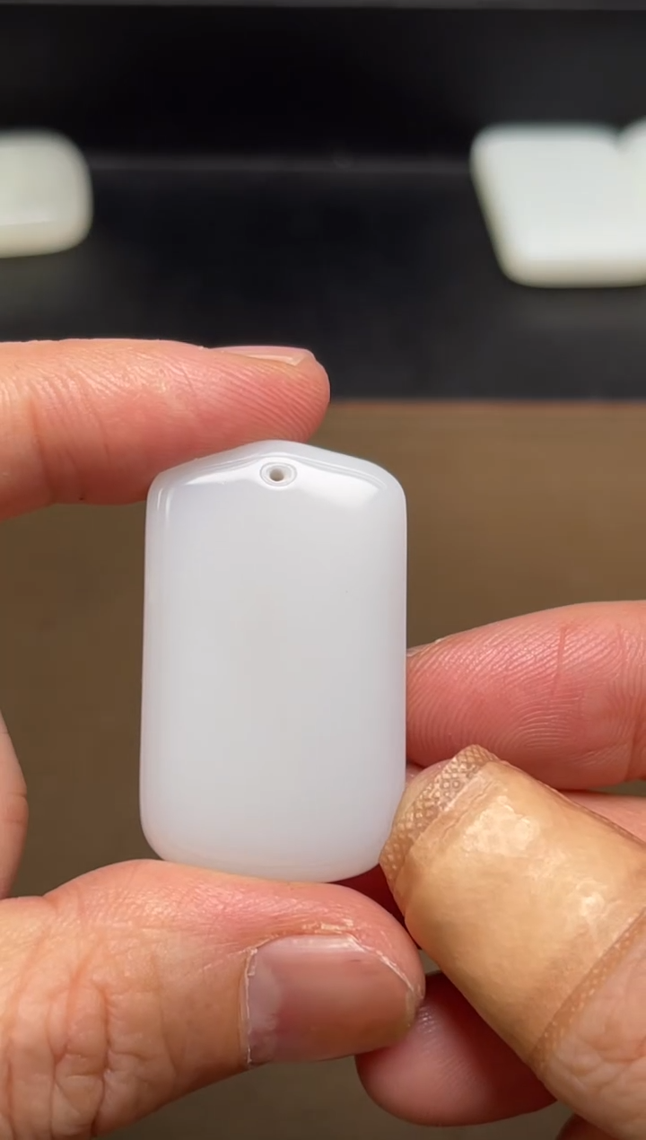 颈饰未镶嵌和田玉13