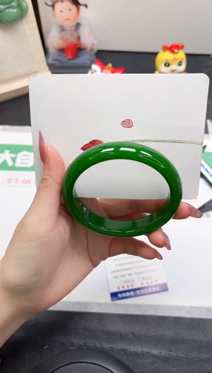 【闪购商品】石英质玉手镯未镶嵌331-64