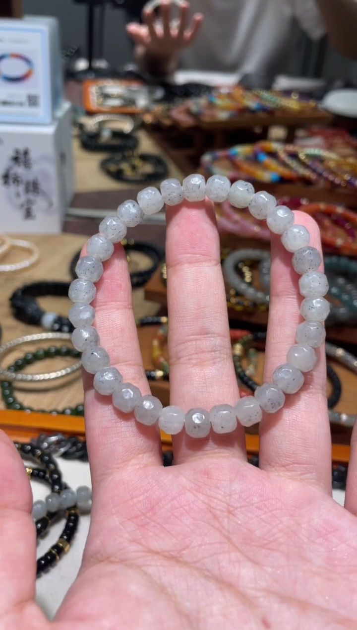 未镶嵌手串和田玉7mm无相点墨青花和田玉手串